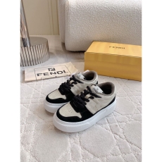 Fendi Low Shoes